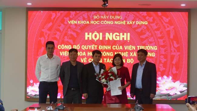 Công bố Quyết định giao nhiệm vụ Phụ trách Kế toán Viện Khoa học công nghệ xây dựng