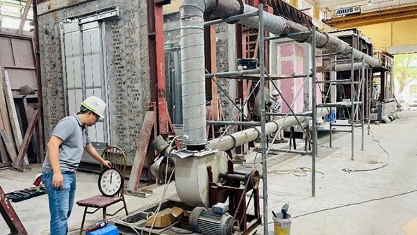 Thử nghiệm khả năng chịu nhiệt độ cao cho quạt hút khói trong hệ thống hút xả khói khi có cháy